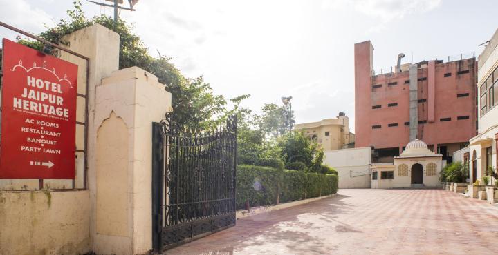 Hotel Jaipur Heritage Bagian luar foto