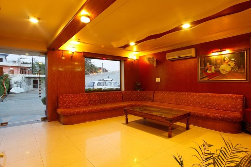 Hotel Jaipur Heritage Bagian luar foto